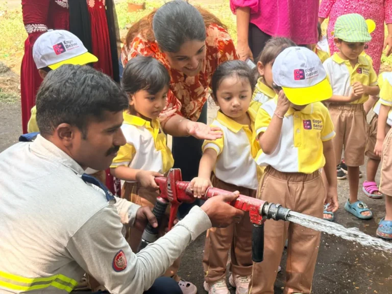 Visit to the Firestation – Eager Beaver Preschools & Daycare, Mumbai